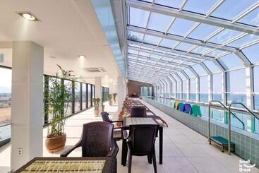 فندق Maple Beach Golf & Resort