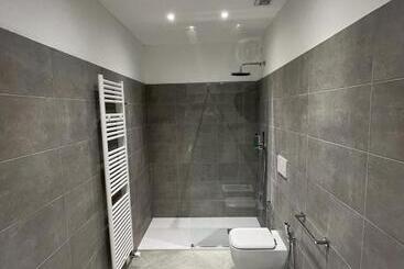 アパートホテル House Of Oscar