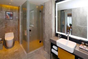 Lanou M Hotel Shangxing Luxun S Hometown