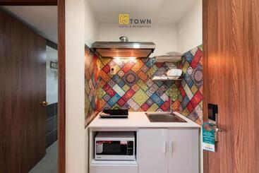 Luxy Park Hotel & Apartments Mtown