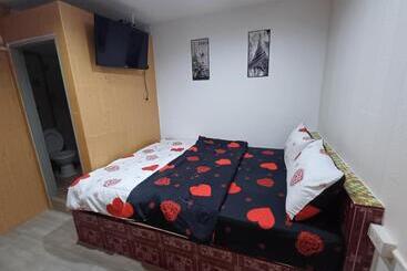 פנסיון ละเมอ เกสเฮ้าส์ บางแสน ซอย1