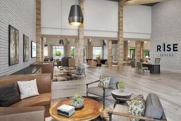 Rise Sereno Apartments By Barsala