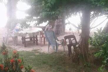 הוסטל Ella S Place Salang Tioman