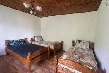 هاستل Guest House Bozvill