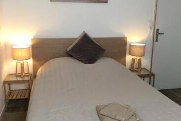 ベッドアンドブレックファースト Aux Lacs Et Cascades