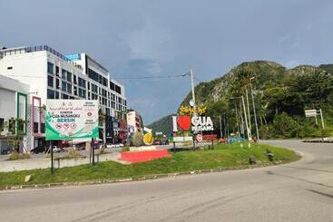 Hanan Studio Apartment With Pool, Wifi & Netflix