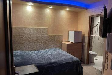 Best Hotels And Apartments