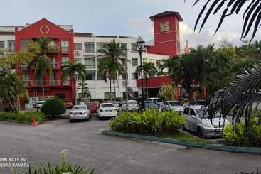 酒店 Villa Dalam Laut 530