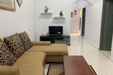펜션 Desa Kemboja Homestay