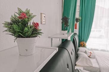 פנסיון Inap Idaman 5 With 2 Queen Bed In Kubang Kerian