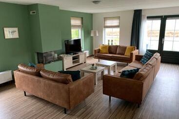 منتجع Summio Vakantiepark Emslandermeer