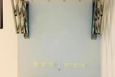 Aparthotel The Pine House @ Troika Kb