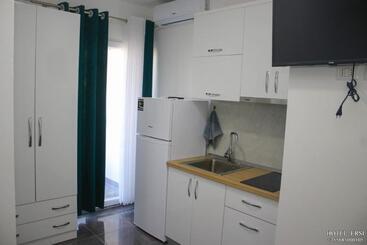 בית מלון כפרי Ersi