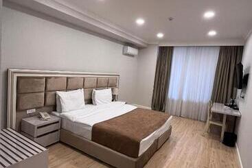 ホテル Grand Inn Baku