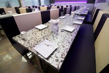 בית מלון כפרי Repose Chhatral