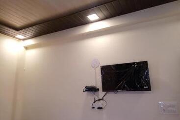 בית מלון כפרי Suruchi