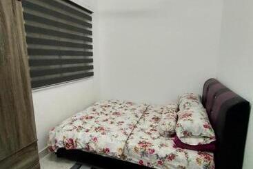 膳宿费 Nasya Homestay Bandar Enstek