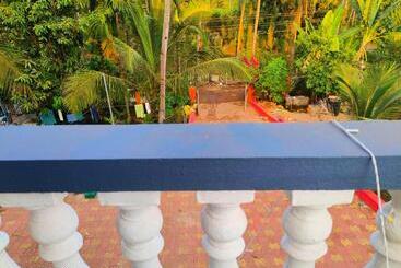 Пансион Pagis Place