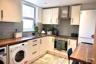 פנסיון Room With Private Bathroom/tv