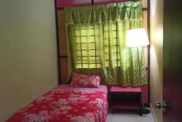 מלון דירות Zous Homestay