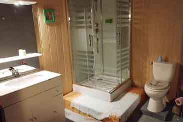 צימר Auberge Hôtel Chambre Tout Confort B B Et Restaurant Les Colombes