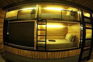 カプセルホテル Herehotel Dormitory