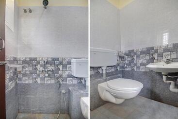 فندق Oyo 46100 Sri Angalaparameshwari Cottage