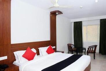 ホテル The South Gate By Wb Economy, Trivandrum