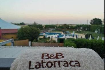 Пансион B&b Latorraca