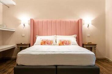 膳宿费 Onda Marina Suites