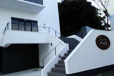 אתר נופש Oceanfront Yahan