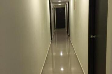 فندق Desa House