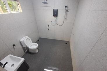 Пансион Rayyan Ashraf Homestay