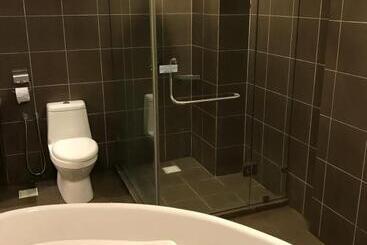 אתר נופש Gold Coast Morib Mickey House