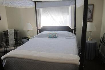 Bed and Breakfast Summers Country Inn