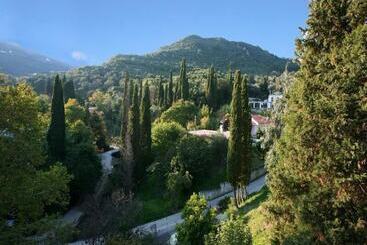 Alexis Apartments Benitses