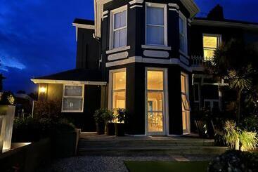 آپارتمانهای توریستها Atlantis Holiday Apartments