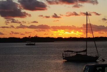 Beaconlea Tower Apartments