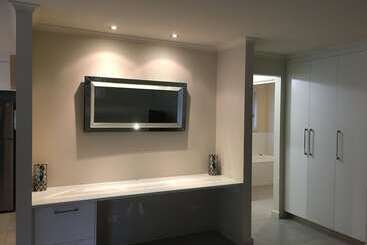 آپارتمان‌های توریست‌ها Fringe Apartments