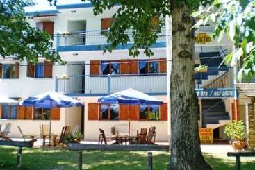 Apartamentos Oyster