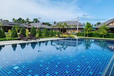 호텔 Benwadee Resort Pattaya