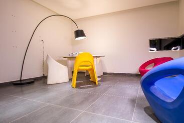 Отель Olympia Sun