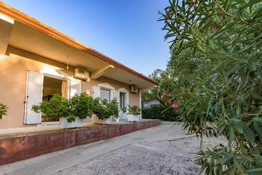 Appartamento Pansion Mary Studios