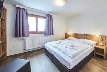 酒店 Barbarahof Saalbach