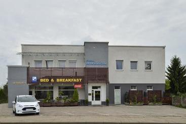 호텔 Bed&breakfast Mikunda