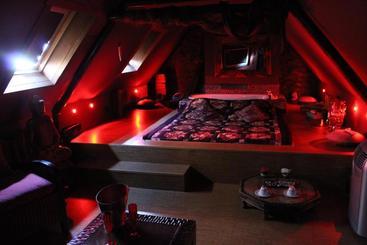 هتل Bubble Lounge