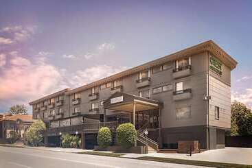 בית מלון כפרי Crest On Barkly Serviced Apartments