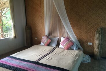 בית מלון כפרי Him Naam Pai Resort