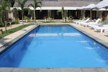 호텔 Kaluku Gili Resort