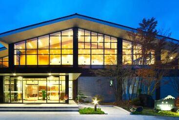 בית מלון כפרי Motosu Phoenix